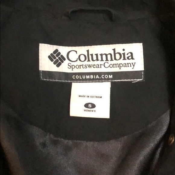 SMALL COLUMBIA TRENCH COAT WTH ADJUSTABLE WAIST - Picture 2 of 4